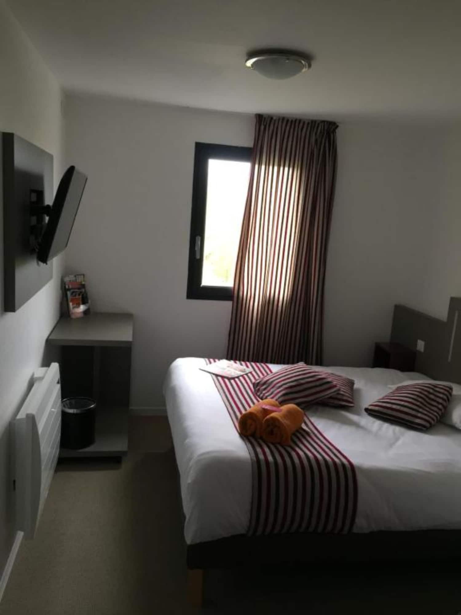 Kyriad Direct La Rochelle Эйтре Экстерьер фото
