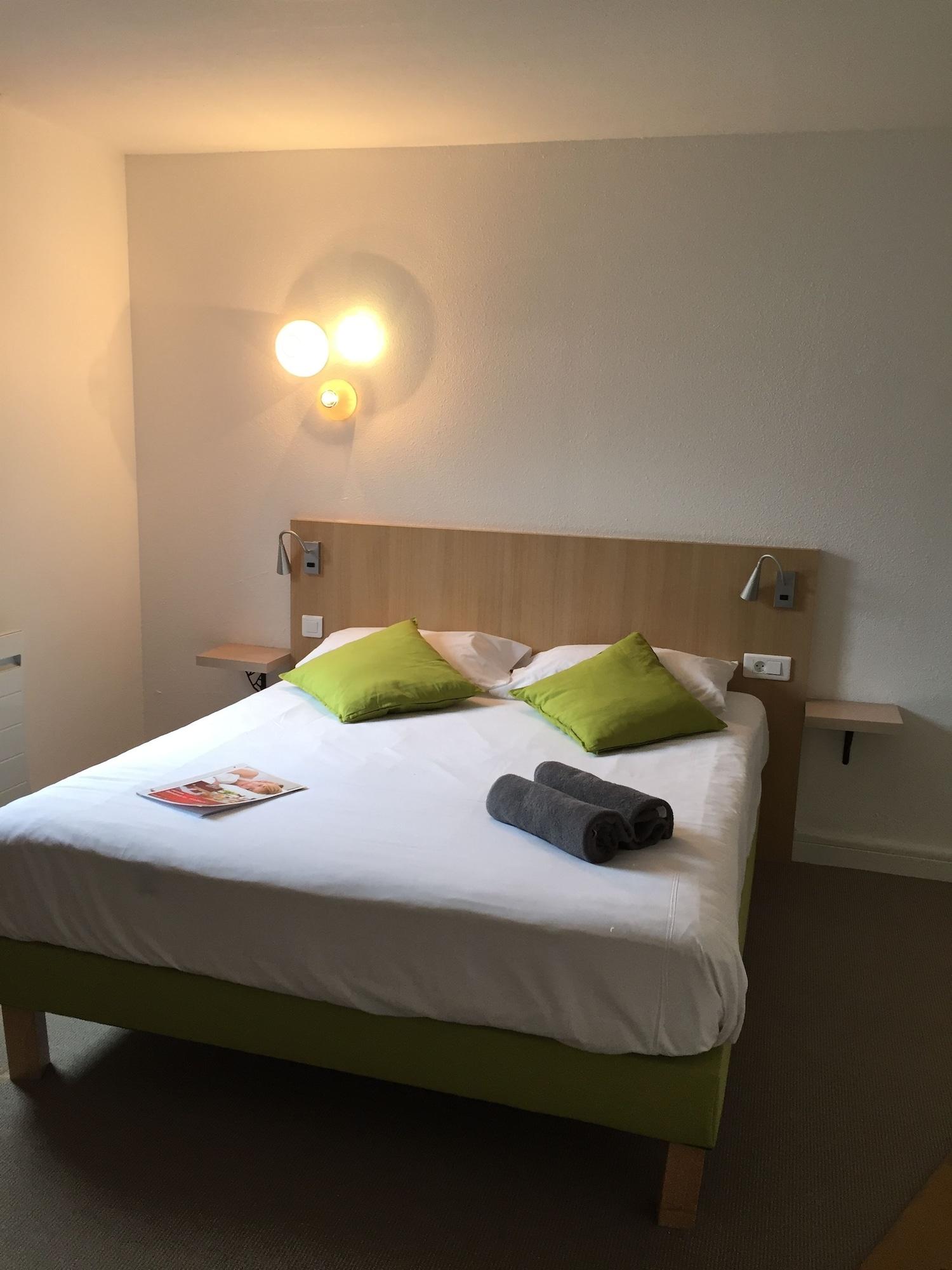 Kyriad Direct La Rochelle Эйтре Экстерьер фото