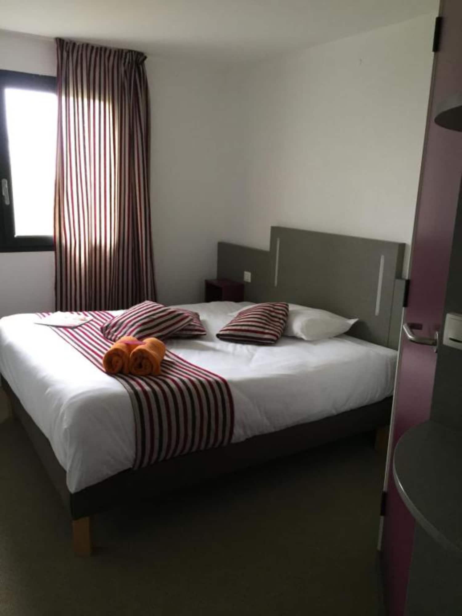 Kyriad Direct La Rochelle Эйтре Экстерьер фото